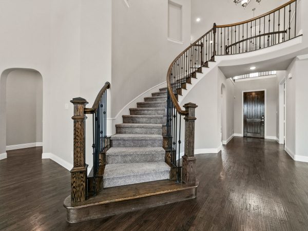 New Home Builder Landon Homes 600 Richmond Staircase