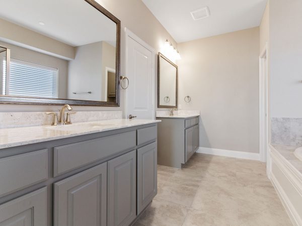Landon Homes new home builder 515 Sherwood master bathroom with grey painted cabinets