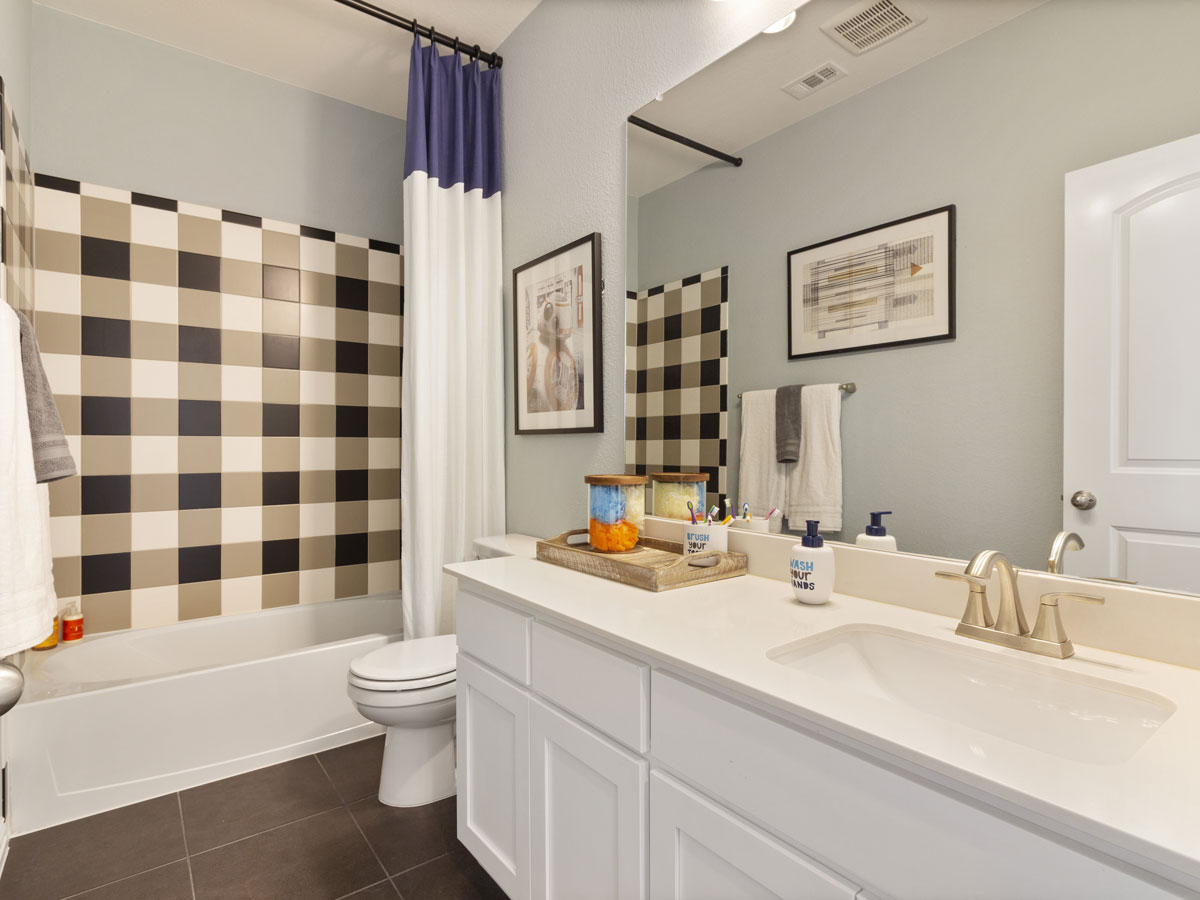 519 Bradley Collection by Landon Homes Secondary Bath