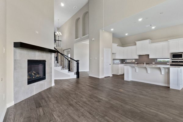 New Home Builder Landon Homes 5901 Southlake Family Room