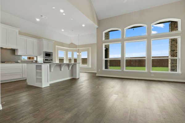 New Home Builder Landon Homes 5901 Southlake Family Room