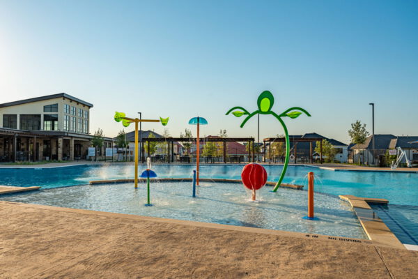 7 Benefits of Living in a Community with Amenities