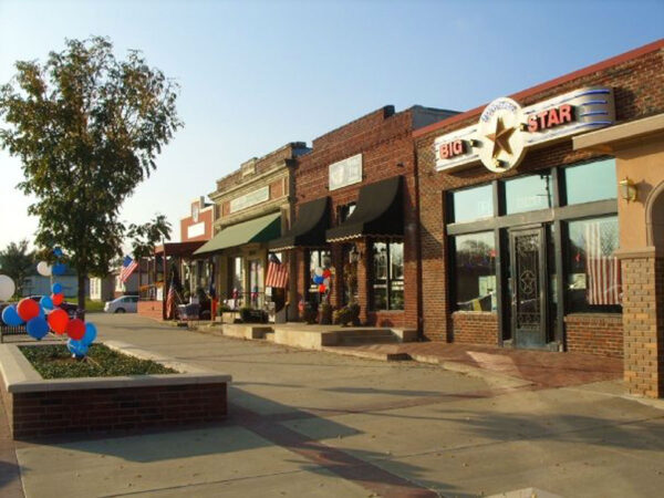 Find Food and Fun at the Rowlett Fall Market on Main