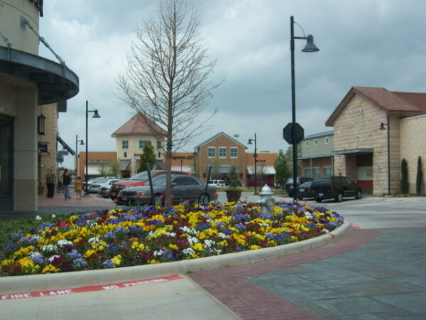 Discover Highland Village